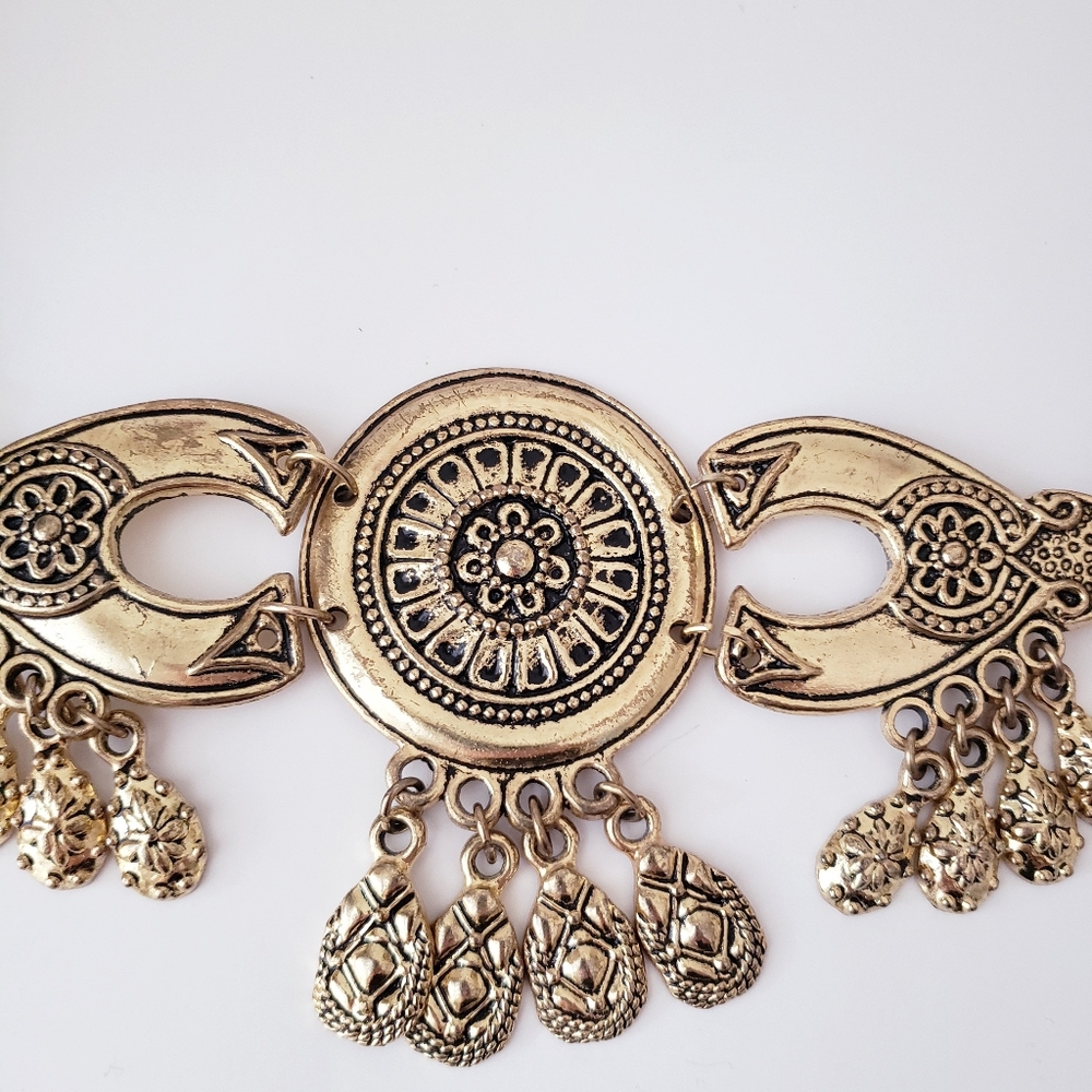 Vintage Gold Tone Metal And Leather Belt - Picture 4 of 10